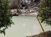 Saluran Limbah Dan Tembok Perusahaan Indo Rasa Prima Jebol, Jalan ke Kantor SMKN 2 Pematangsiantar Ambruk
