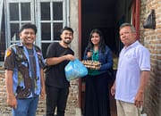 Sambut Natal Dan Tahun Baru, Koin Bar & KTV Berbagi Kasih Bingkisan Kepada Warga
