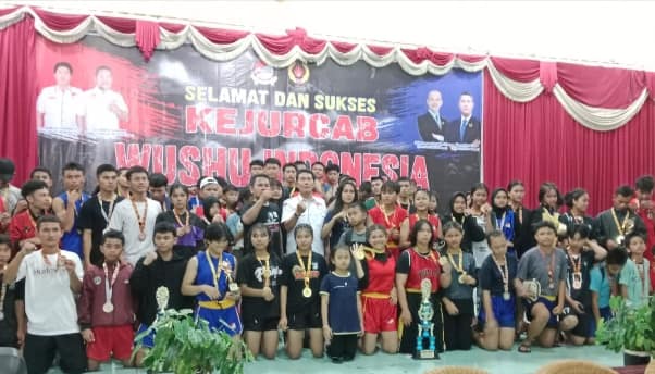 SMA N 1 Raya Raih Juara II Umum Kejurcab Wushu, Begini Pesan Kasek Drs. Dameanto Purba, M.Si