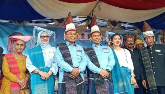 Membludak, Ribuan Pendukung Kawal Anton Saragih – Benny Sinaga Mendaftar Ke KPUD Simalungun
