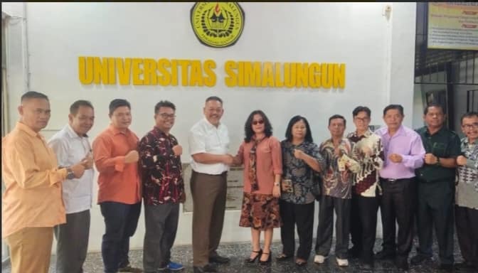 Niat ‘Calon’ Walikota Siantar 2024, dr.Tuahman Purba Silaturahmi ke Rektor USI, Ini Pesannya