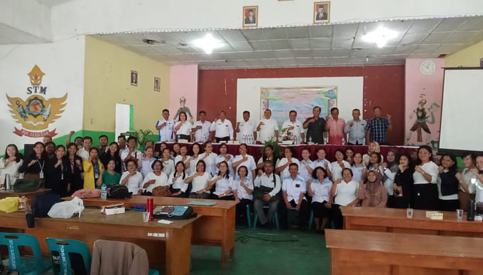 Kacabdis pendidikan wilayah VI, Drs.R.Zuhri Bintang Hadiri Workshop SMK N 2 Pematangsiantar